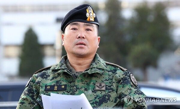 제707특수임무단장 김현태 대령이 9일 오전 서울 용산구 국방부 전쟁기념관 앞에서 기자회견을 하고 있다.제707특수임무단은 지난 3일 밤 비상계엄 사태 당시 국회 진입을 위해 투입됐다. 2024.12.9 [사진=연합뉴스]