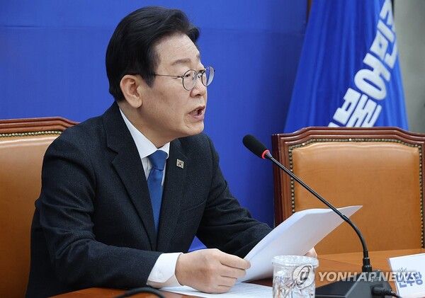 더불어민주당 이재명 대표가 10일 국회에서 총선 관련 기자회견을 하고 있다. 2024.3.10 [사진=연합뉴스]