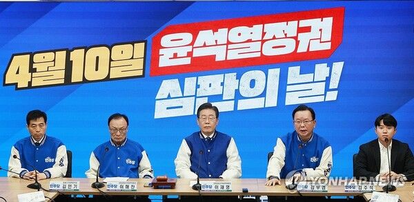 더불어민주당 김부겸 상임공동선대위원장이 18일 오전 서울 여의도 민주당 중앙당사에서 열린 중앙선거대책회의에서 발언하고 있다. 2024.3.18 [사진=연합뉴스]