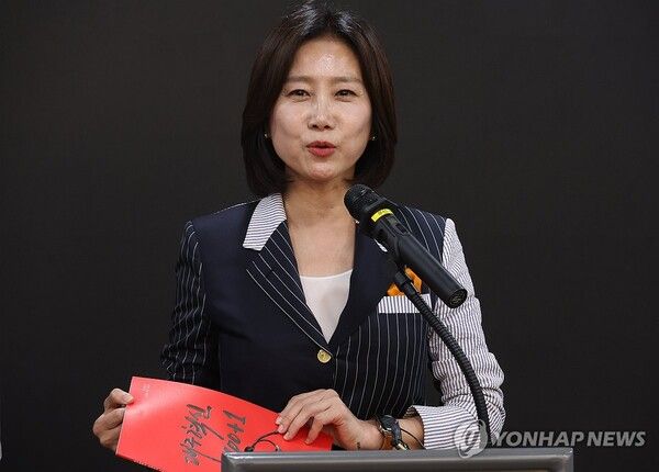 개혁신당 허은아 대표가 3일 오후 대구시청 산격청사에서 홍준표 시장을 만난 뒤 기자회견을 하고 있다. 2024.7.3 [사진=연합뉴스]