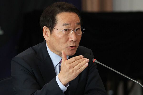 유정복 제18대 대한민국 시도지사협의회장이 13일 오전 서울 중구 프레스센터에서 2025 신년 기자회견을 하고 있다. 2025.1.13 [사진=연합뉴스]