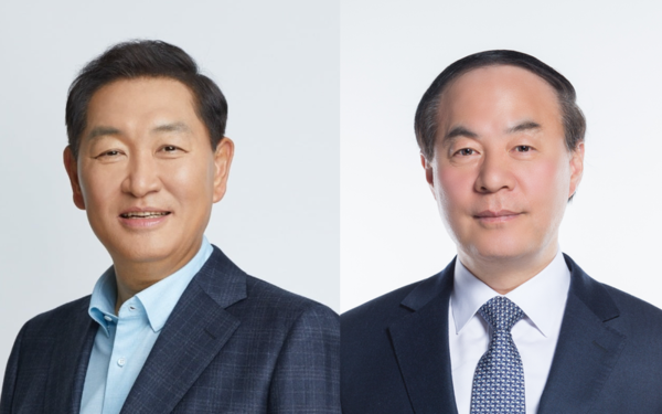 한종희(왼쪽) 삼성전자 대표이사 부회장과 전영현 삼성전자&nbsp;DS(디바이스솔루선)부문장 부회장. [사진=삼성전자]