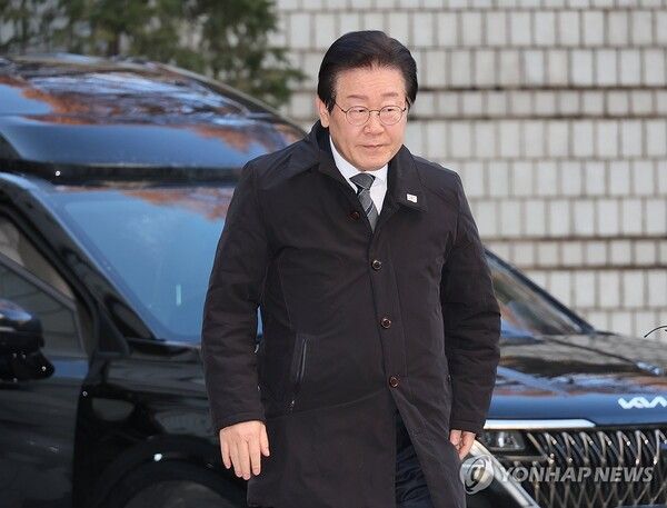 7일 '대장동 재판' 출석하는 이재명 대표 [사진=연합뉴스]