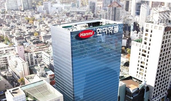 한미약품이 ESG 경영 성과를 인정받아 ‘2024 다우존스 지속가능경영지수(Dow Jones Sustainability Indices, DJSI) 코리아 지수’에 신규 편입됐다고 8일 밝혔다. [사진=한미약품]