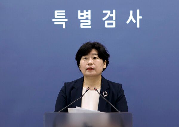 박지영&nbsp;내란특검보가 특검 사무실이 마련된 서울 서초구 고등검찰청 기자실에서 브리핑을 하고 있다. [사진=연합뉴스]