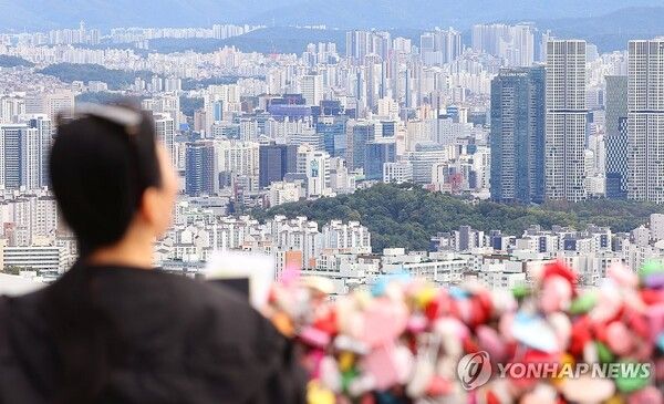 정부가 10·15 부동산 대책 후속 조치로 보유세 강화 등 세제 개편을 시사하자 더불어민주당이 즉각 