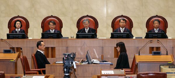 조희대 대법원장(가운데)이 9월 18일 서울 서초구 대법원에서 열린&nbsp;전원합의체에서 발언하고 있다. [사진=연합뉴스]