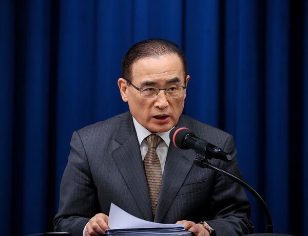 위성락&nbsp;국가안보실장이 24일 용산 대통령실에서 이재명 대통령 아세안 순방 및 APEC 정상회의 일정 관련 브리핑을 하고 있다. [사진=연합뉴스]