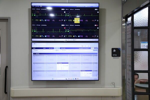 병동에 설치된 싱크 시스템(모니터)./사진=대웅제약