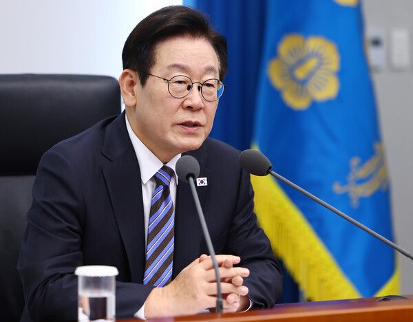 이재명&nbsp;대통령이&nbsp;13일&nbsp;용산 대통령실에서 열린 수석보좌관회의에서 발언하고 있다. [사진=연합뉴스]