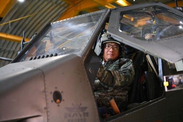 박선원 더불어민주당 의원이 10월 16일 국회 국방위원회 국정감사 현장점검으로 서해 최북단 백령도 해병대 제6여단을 방문해, 무기체계 운용을 점검하고 있다. [사진=박선원 의원실]