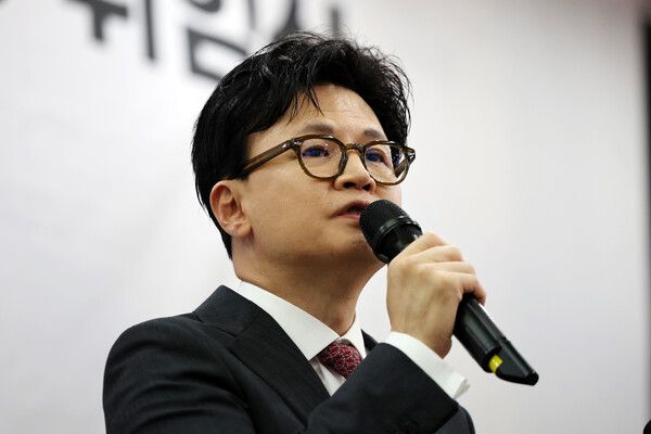 한동훈&nbsp;전 대표가&nbsp; 지난 8월 11일 광주 서구 홀리데이인 광주호텔에서 열린 김화진 국민의힘 전남도당 위원장 취임식에서&nbsp;축사하고 있다. [사진=연합뉴스]