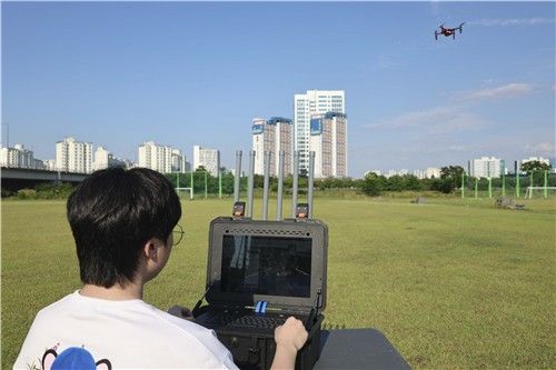 드론제어권 탈취기술 시연장면. [사진=연합뉴스]