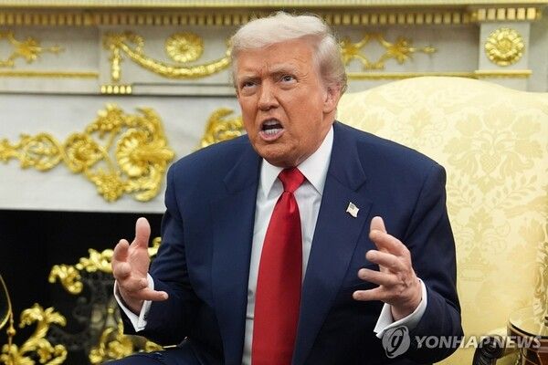 트럼프 대통령의 정치적 아킬레스건이 될 엡스타인 문건이 세상에 공개될 것으로 보인다 [사진=AP=연합뉴스]