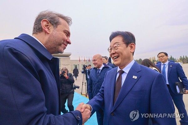 이재명 대통령이 중동·아프리카 순방 마지막 방문국인 튀르키예에 도착했다 [사진=연합뉴스]