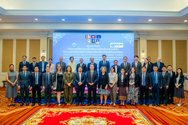 지난 4일 티지아나 보나파체 UN ESCAP 국장(뒷줄 왼쪽 여섯 번째), UN 회원국 장차관 및 새마을금고중앙회 등 참석자들이 개회식을 개최하고 기념 촬영을 하고 있다. 사진=MG새마을금고중앙회