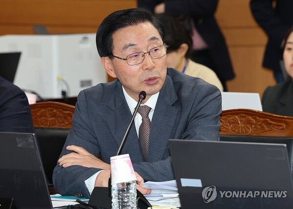 국민의힘&nbsp;서천호&nbsp;의원이 22일 인천 연수구 해양경찰청에서 열린 국회 농림축산식품해양수산위원회의 해양경찰청 등에 대한 국정감사에서 질의하고 있다. 2025. 10. 22. [사진=연합뉴스]