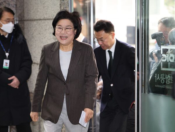 이혜훈&nbsp;기획예산처 장관 후보자가 29일 서울 중구 예금보험공사에 마련된 인사청문회 준비 사무실로 출근하고 있다. [사진=연합뉴스]