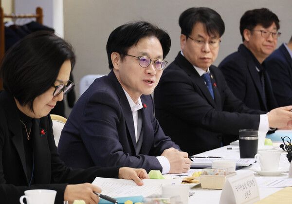 김정관 산업통상부 장관이 5일 서울 종로구 정부서울청사에서 열린 제1차 자원안보협의회에서 발언하고 있다. [사진=연합뉴수]