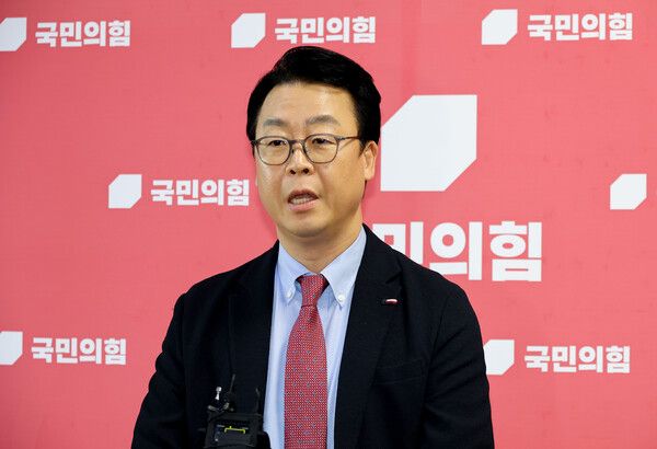 8일 라디오에 출연한 곽규택 국민의힘 의원은&nbsp;본회의 절차만 남긴 내란전담재판부 설치법에 대해 