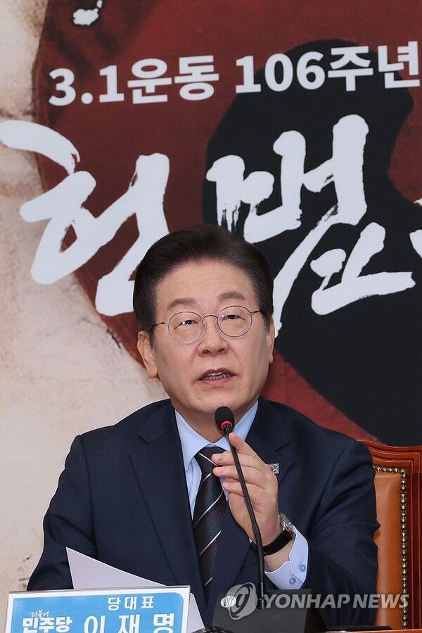 차기 대권주자 선호도 조사에서 이재명 더불어민주당 대표가 35%로 여전히 1위를 기록한 것으로 나타났다 [사진=연합뉴스]