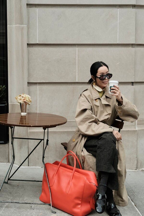 [사진=아이백유어파든]