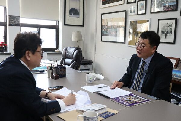 최종건 교수는 [새로운 대한민국을 묻다 10편] 김능구의 '스페셜 인터뷰'에서 윤석열 대통령과 여당 일각에서 주장하는 '자체 핵무장'에 대해 