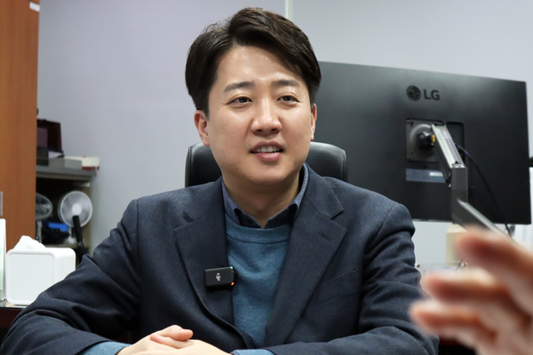 이준석 개혁신당 대선 후보가 18일 국민의힘·더불어민주당과의 연대 가능성에 모두 선을 그었다. [사진=이준수 폴리뉴스 PD]