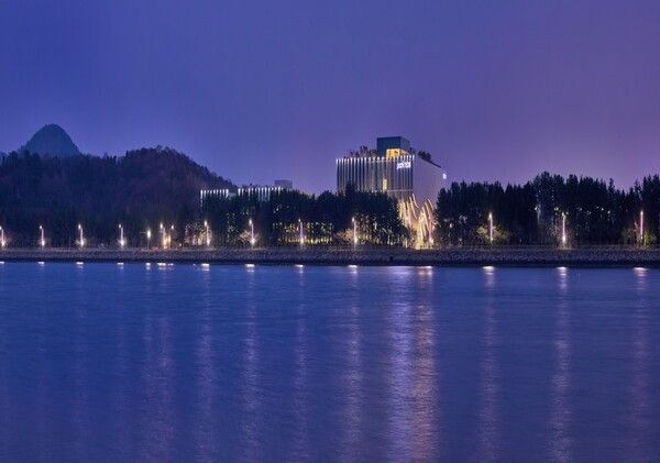 ▲‘Park1538광양’ 야경. [사진제공=포스코]