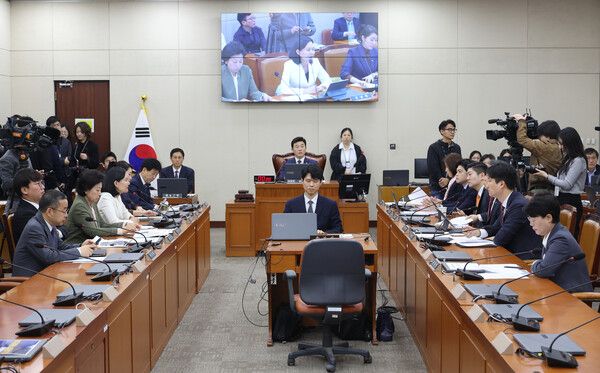 &nbsp;8일 서울 여의도 국회에서 연금개혁특별위원회 전체회의가 열리고 있다. [사진=연합뉴스]