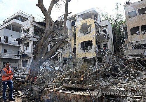 미사일에 파괴된 이스라엘 주택 [사진=UPI=연합뉴스]