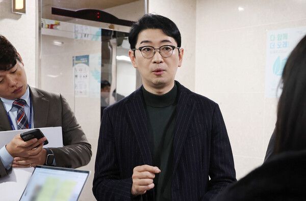 더불어민주당은 김민석 국무총리 후보자의 인사청문회를 앞두고 채무와 재산 형성 과정의 의혹을 제기하며 맹공을 퍼부었던 주진우 국민의힘 의원의 재산을 역으로 문제 삼으며 공방을 벌였다. [사진=연합뉴스]