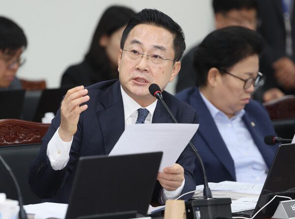 박성준 더불어민주당 의원은 18일 라디오에 출연해 