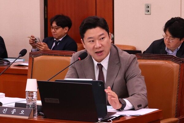 진종오 국민의힘 의원이 25일 국회&nbsp;문화체육관광위원회 전체회의에서 발언하고 있다. [사진=의원실 제공]