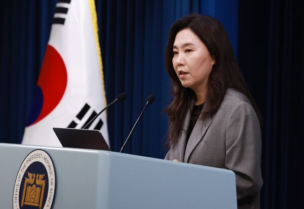 강유정&nbsp;대통령실 대변인이 5일 서울 용산 대통령실 청사에서 현안 브리핑을 하고 있다. [사진=연합뉴스]