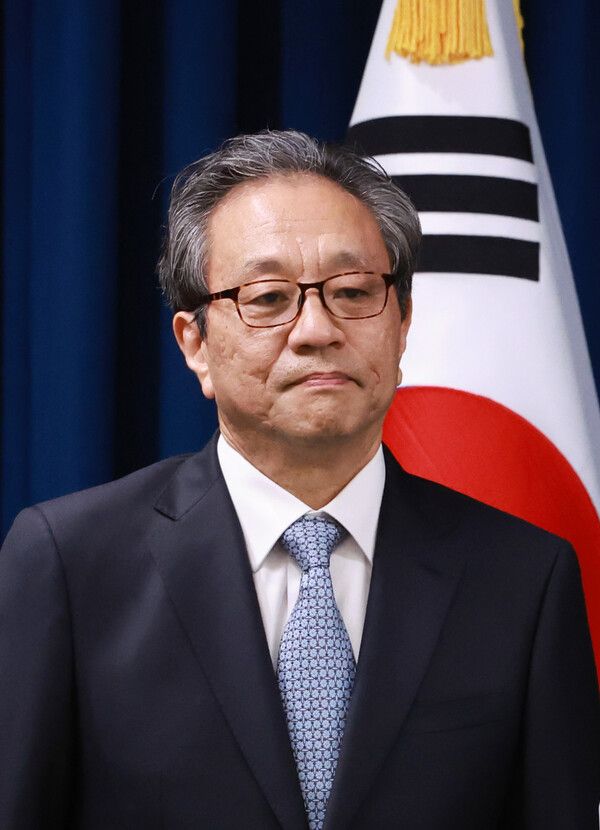 이재명 대통령은 6일 강훈식 대통령 비서실장의&nbsp;대통령실&nbsp;1차 인선 브리핑을 통해&nbsp;대통령실&nbsp;사회수석에 문진영 서강대 교수를 임명했다고 밝혔다. 사진은 이날 인선 발표에 참석한 문 수석. [사진=연합뉴스]