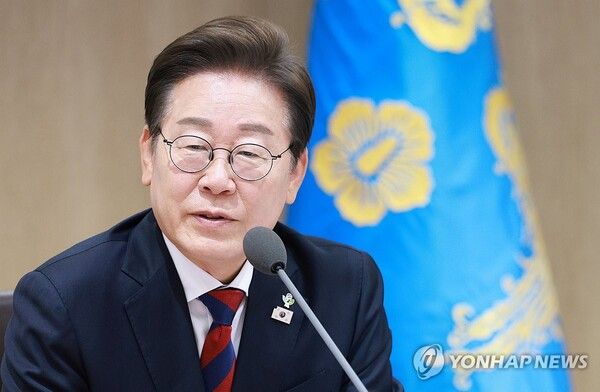 이재명 대통령이 5일 서울 용산 대통령실 청사에서 열린 국무회의에서 발언하고 있다. [사진=연합뉴스]