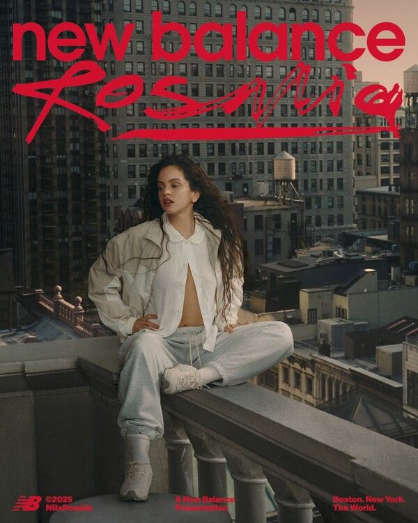 뉴발란스의 새로운 모델 로살리아와 함께한 시네마틱 캠페인 화보. /이랜드