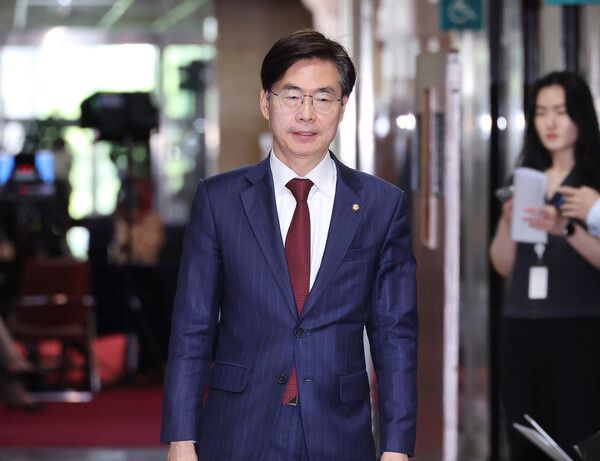 조경태 국민의힘 의원은 17일 라디오에 출연해 