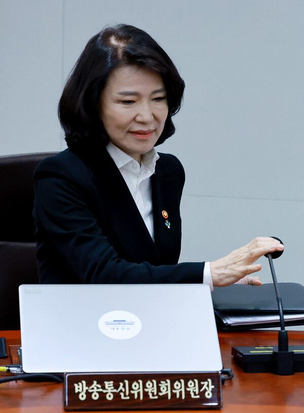 이진숙&nbsp;방송통신위원장이 24일 서울 용산 대통령실 청사에서 열린 국무회의에 참석하고 있다. [사진=연합뉴스]