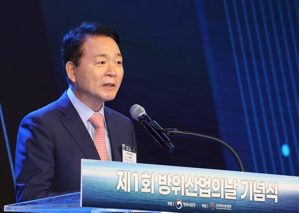 성일종 국민의힘 의원은 29일 라디오에 출연해 대선 후보 교체 파문의 가장 큰 책임은 김 전 장관에게 있다며 전당대회 불출마를 요구했다. [사진=연합뉴스]