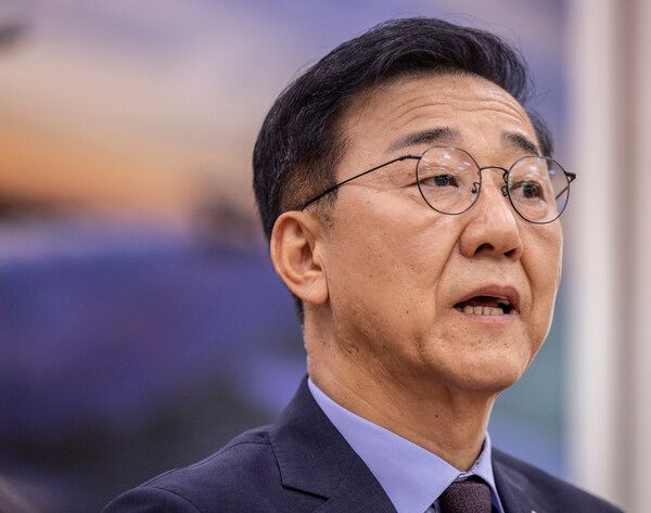 &nbsp;김윤덕&nbsp;국토교통부 장관 후보자가 29일 국회 국토교통위원회에서 열린 인사청문회에서 의원 질의에 답하고 있다. [사진=연합뉴스]