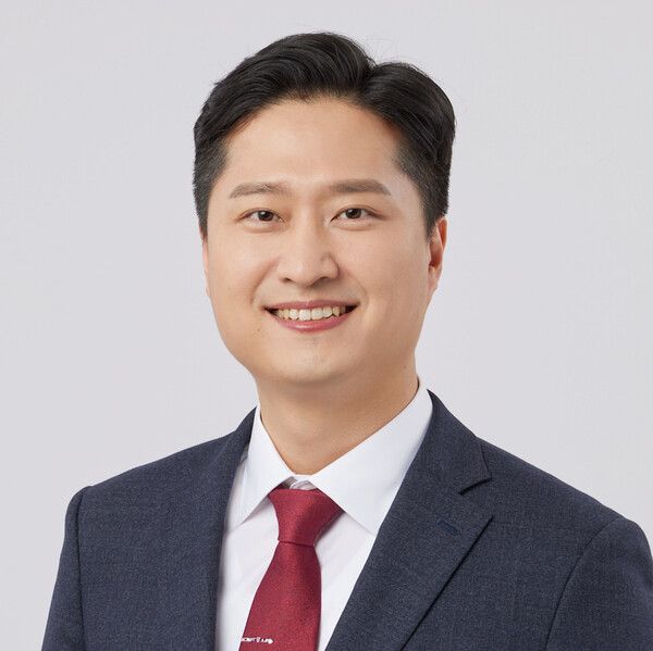 우재준 국민의힘 의원이 31일 '혁신'을 내세우며 청년최고위원 출마를 선언했다. 최고위원 출마를 공식화한 인사 중 현역 국회의원은 우 의원이 유일하다. [사진=우재준 의원 블로그]