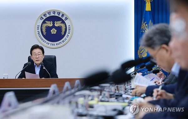 수보회의 주재하는 이재명 대통령 [사진=연합뉴스]