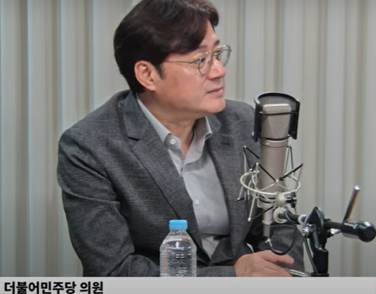 홍익표 전 더불어민주당 의원은 조국 전 조국혁신당 대표가 사면 이후 당 대표로 복귀할 가능성이 크다고 말했다. [사진=김영수의 뉴스파이팅 캡처]