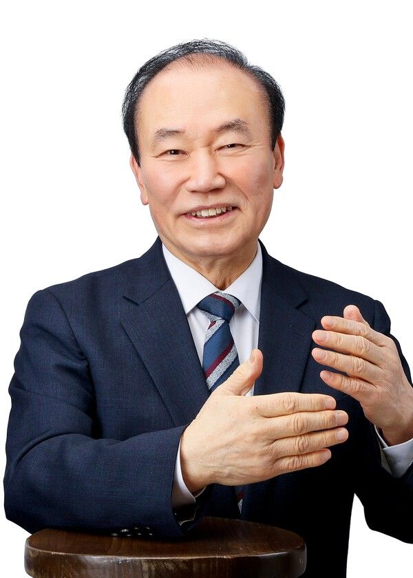 이신범 국민의힘 혁신협의회 상임대표(전 국회의원)는 18일 폴리뉴스와 인터뷰에서 