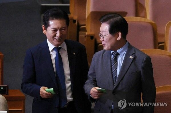 당 대표 시절 이재명 대통령과 정청래 의원 [사진=연합뉴스]