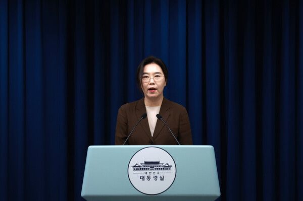 강유정&nbsp;대통령실 대변인이 5일 서울 용산 대통령실 청사에서 현안 브리핑을 하고 있다. [사진=연합뉴스]