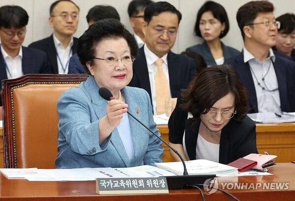 2024년 7월12일 오전 열린 국회 교육위원회 전체회의에 이배용 국가교육위원회 위원장이 출석해 자리하고 있다.&nbsp;[사진=연합뉴스]