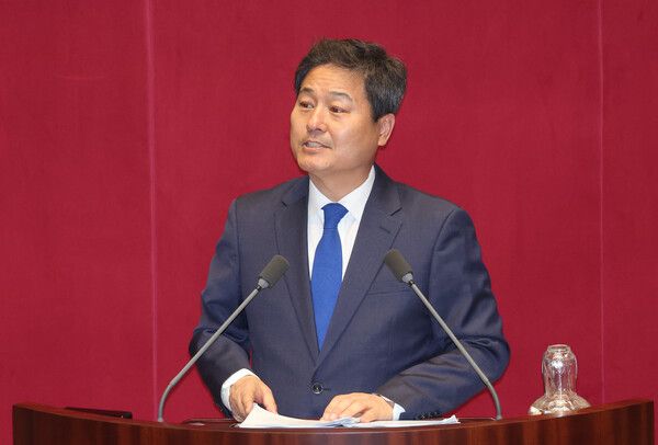 김영배 더불어민주당 의원(국회 외통위 여당간사)는 17일 라디오에 출연해 현재 진행 중인 한미관세협상에 대해 